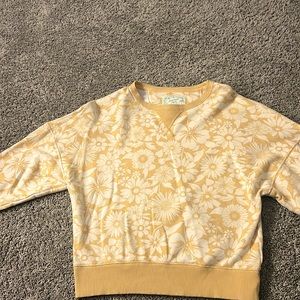 American Eagle crewneck